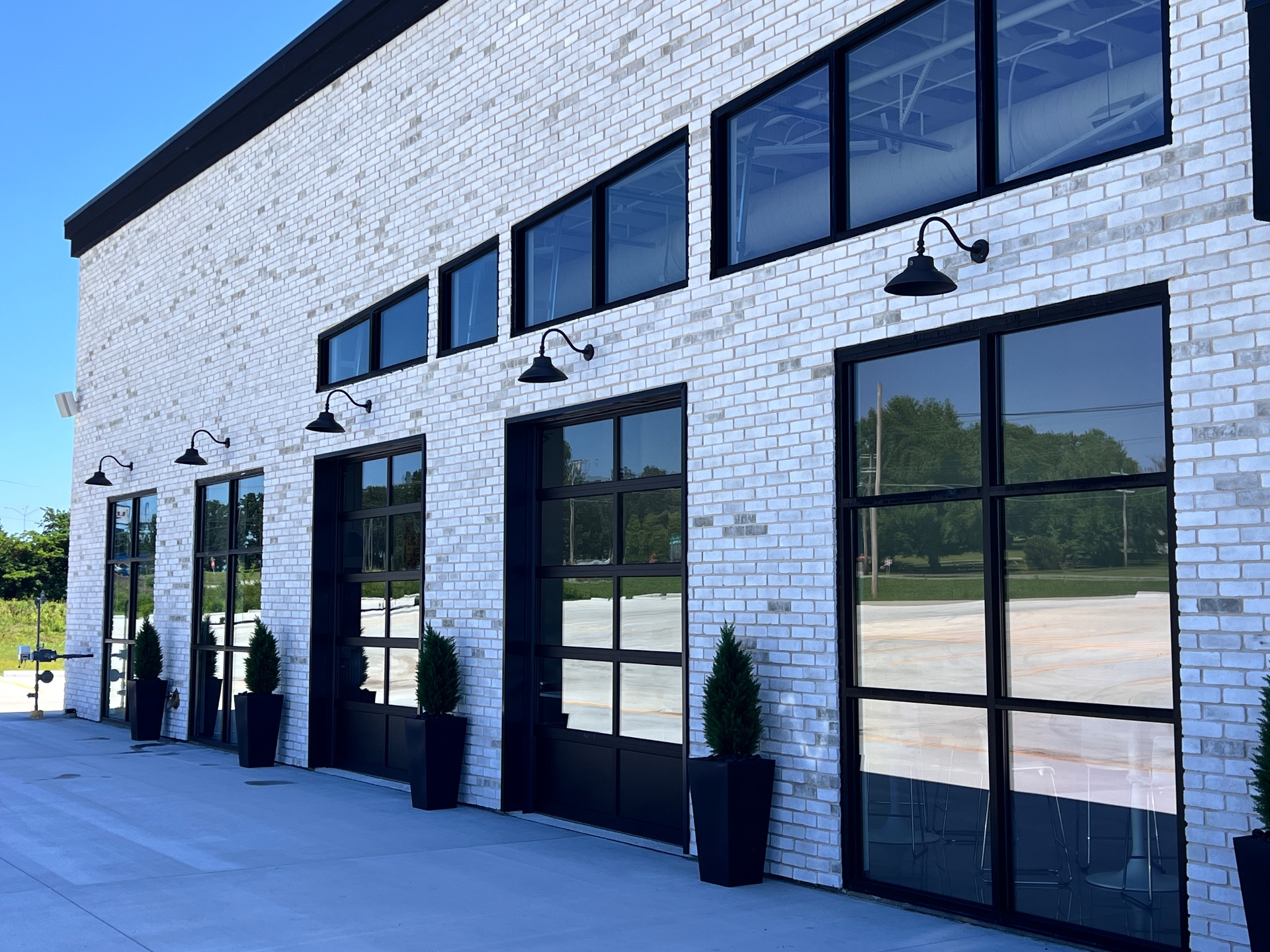 Storefront Window Cleaner Jim's Window Cleaning | Professional Window Cleaning Services ...